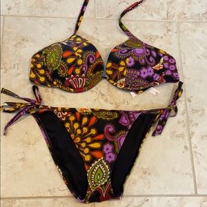 Victoria’s Secret bikini